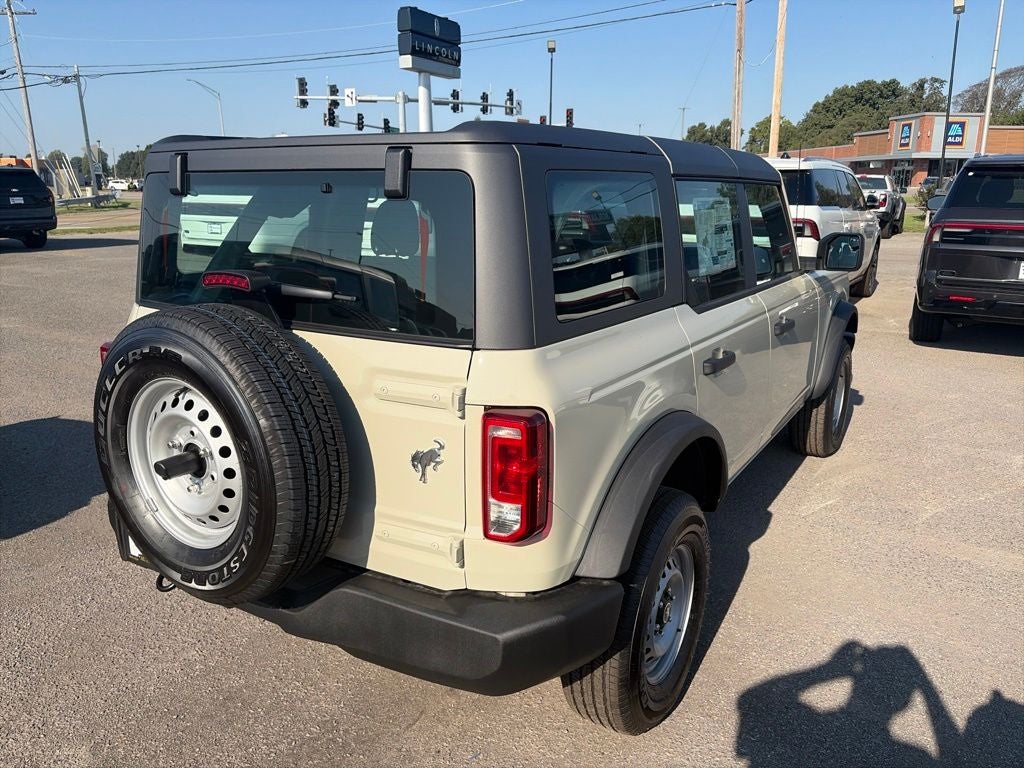2026 Ford Bronco Base