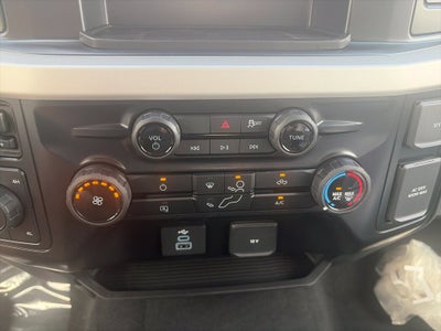 2027 Ford F-250SD XLT