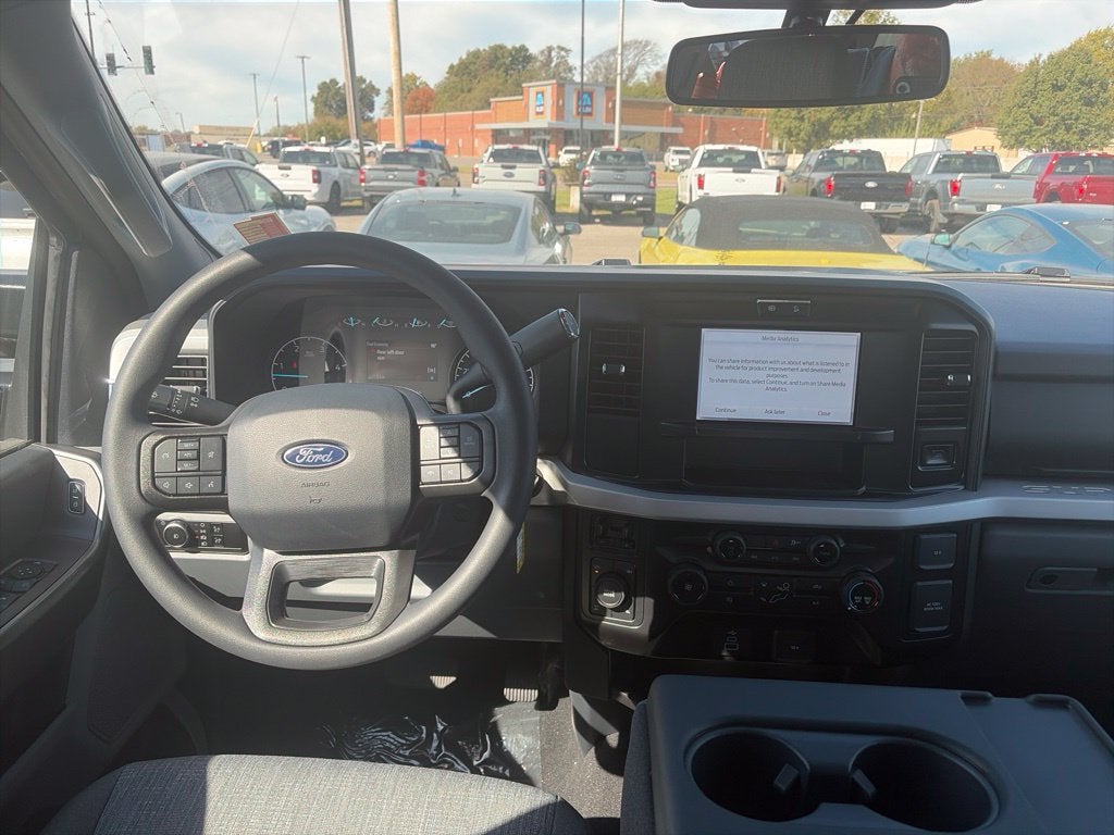 2027 Ford F-250SD XLT