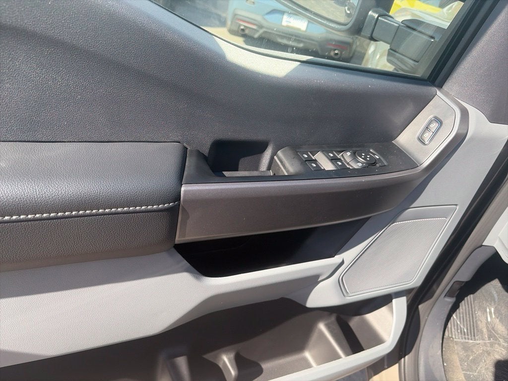 2027 Ford F-250SD XLT