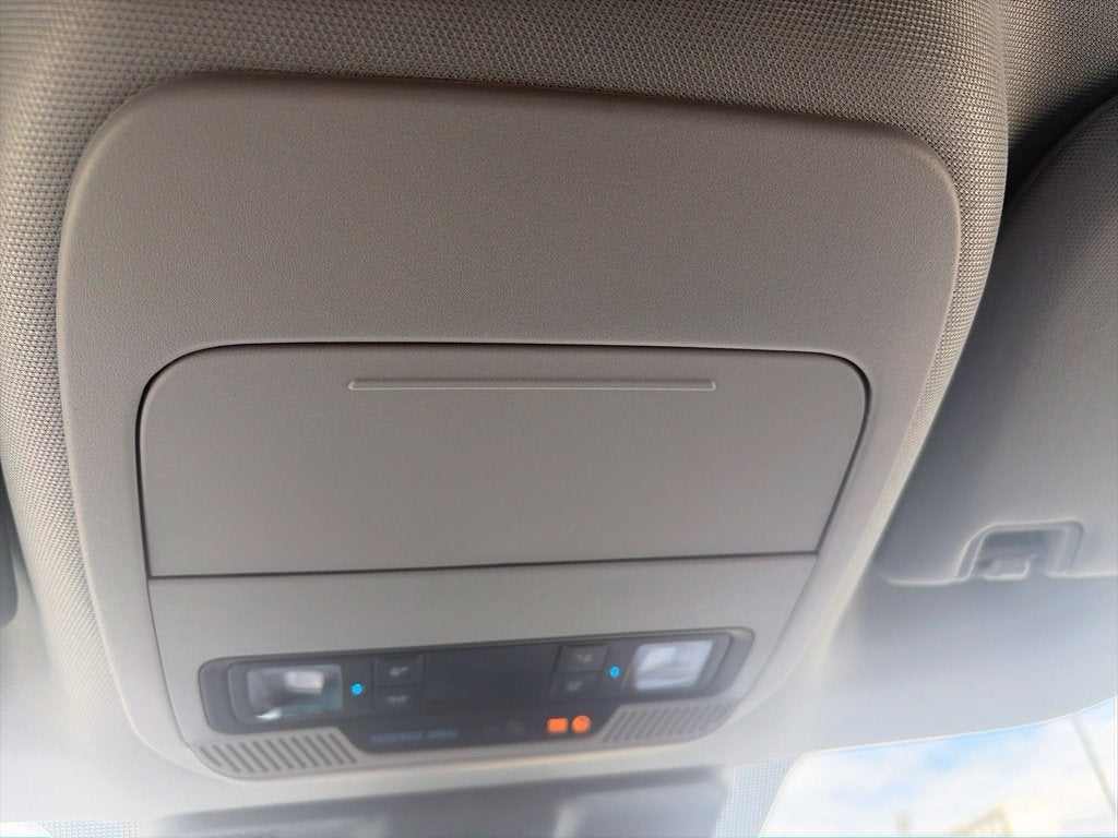2027 Ford F-250SD XLT