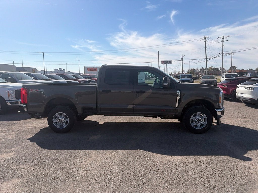 2027 Ford F-250SD XLT