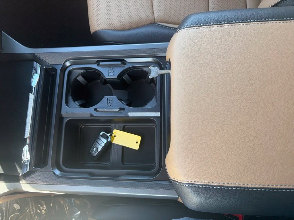 2027 Ford F-250SD Lariat
