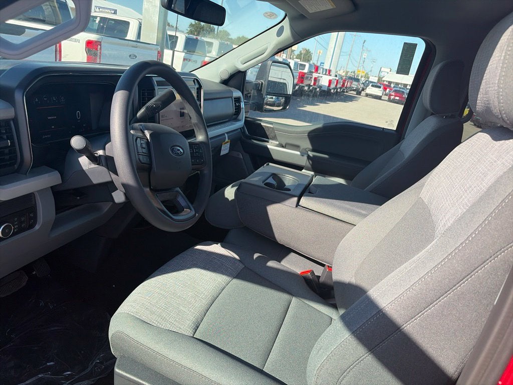 2027 Ford F-250SD XLT