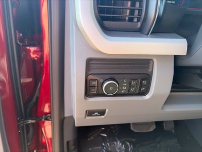 2027 Ford F-250SD XLT