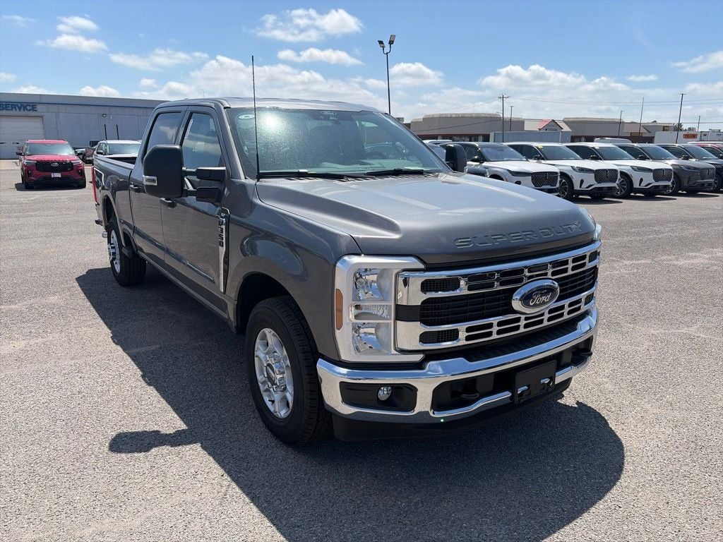 2026 Ford F-350SD XLT