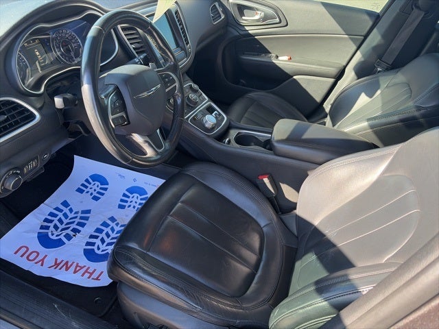 2017 Chrysler 200 Limited