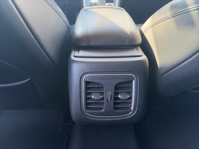 2017 Chrysler 200 Limited