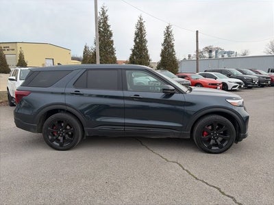 2022 Ford Explorer ST