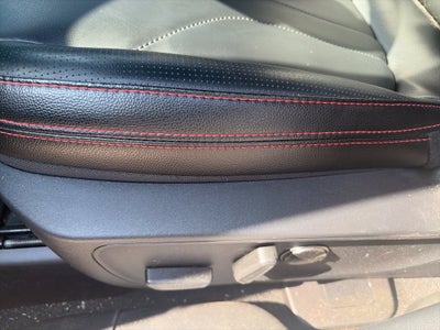 2025 Ford Escape Hybrid ST-Line Elite
