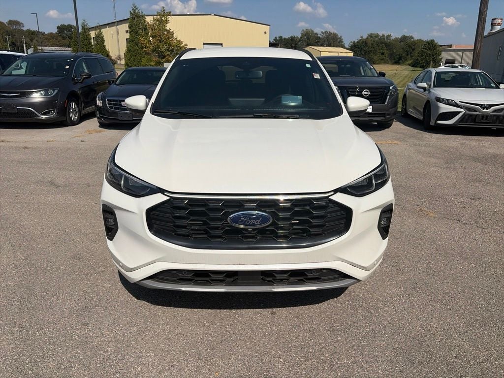 2025 Ford Escape Hybrid ST-Line Elite