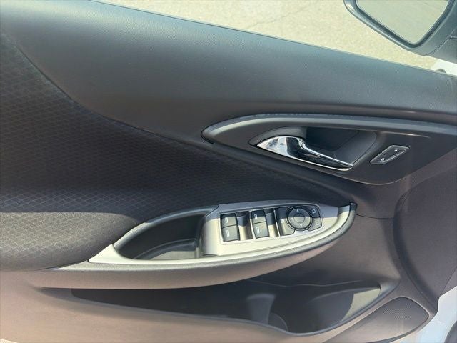2024 Chevrolet Malibu LS 1FL
