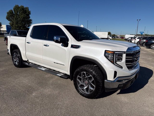 2025 GMC Sierra 1500 SLT