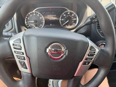 2022 Nissan Titan SV