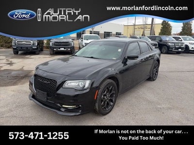 2021 Chrysler 300 Touring