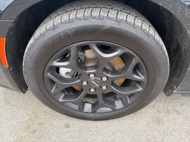 2021 Chrysler 300 Touring