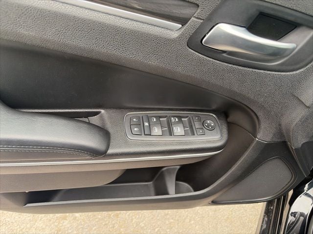 2021 Chrysler 300 Touring