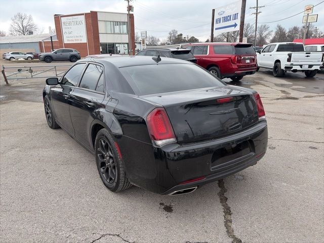 2021 Chrysler 300 Touring