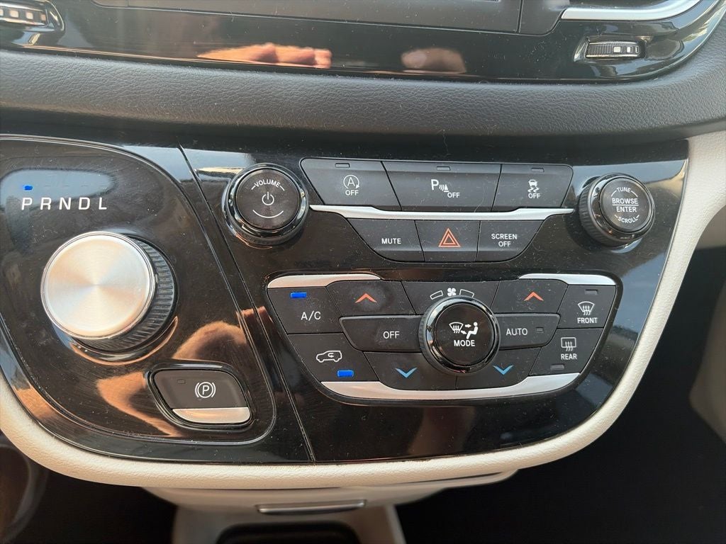 2018 Chrysler Pacifica Touring L