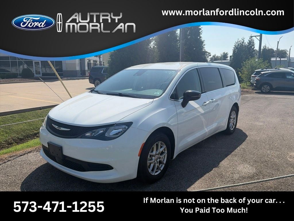 2024 Chrysler Voyager
