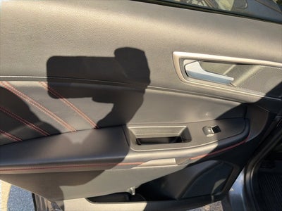 2022 Ford Edge ST Line