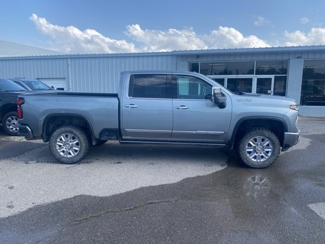 2024 Chevrolet Silverado 3500HD High Country