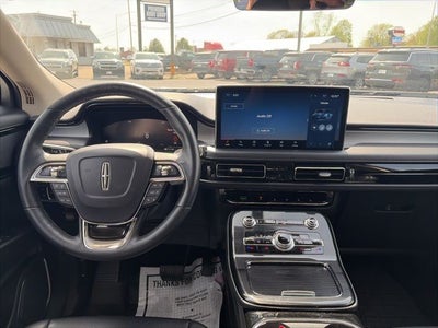 2023 Lincoln Nautilus Standard