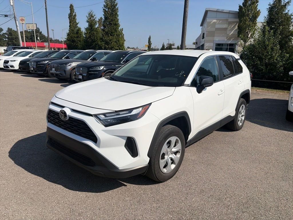 2025 Toyota RAV4 LE
