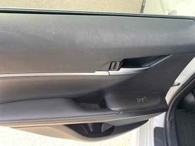 2023 Toyota Camry Hybrid XSE