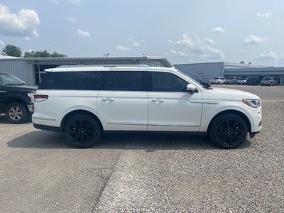 2023 Lincoln Navigator L L Reserve
