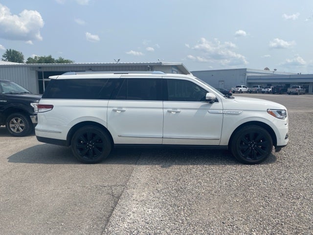 2023 Lincoln Navigator L L Reserve