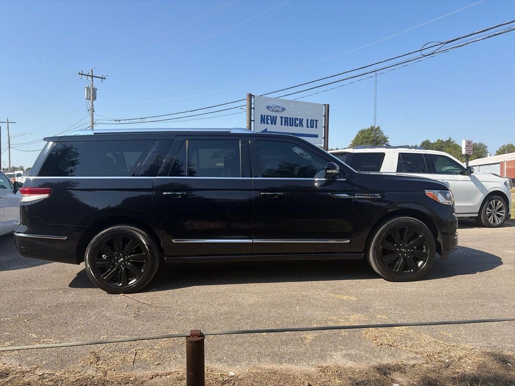2023 Lincoln Navigator L Reserve
