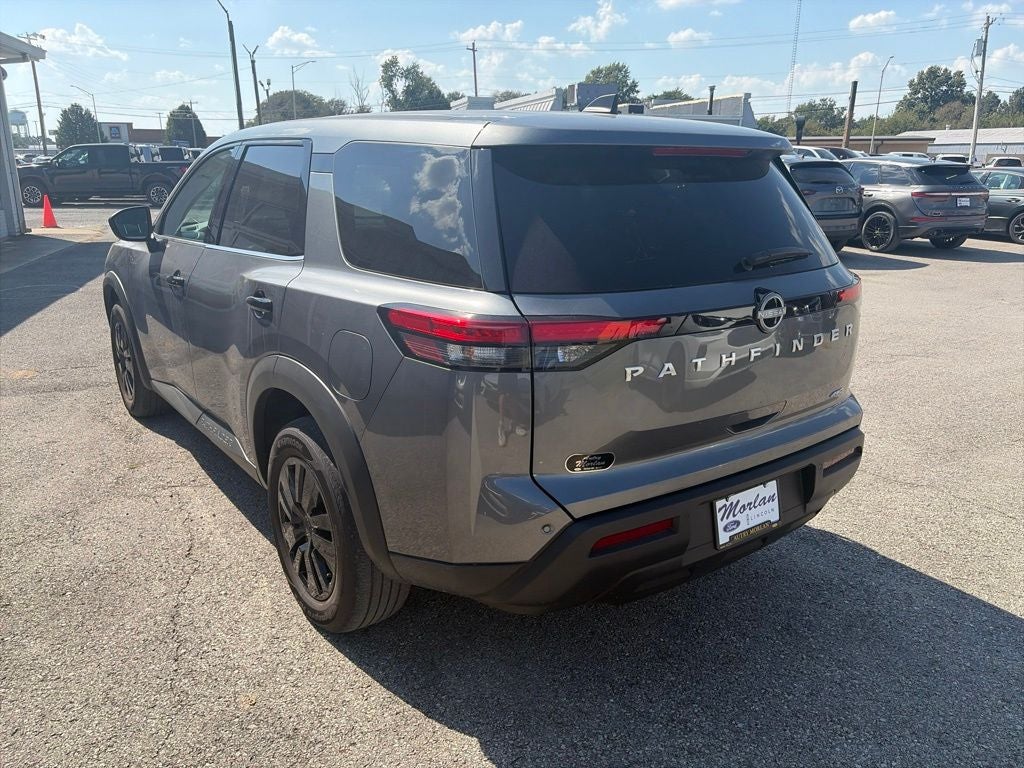 2025 Nissan Pathfinder S