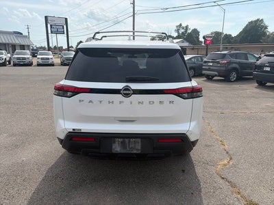 2025 Nissan Pathfinder SV