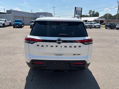 2024 Nissan Pathfinder SV