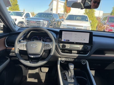 2024 Toyota Grand Highlander Platinum