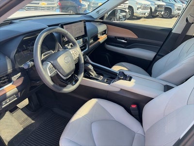 2024 Toyota Grand Highlander Platinum