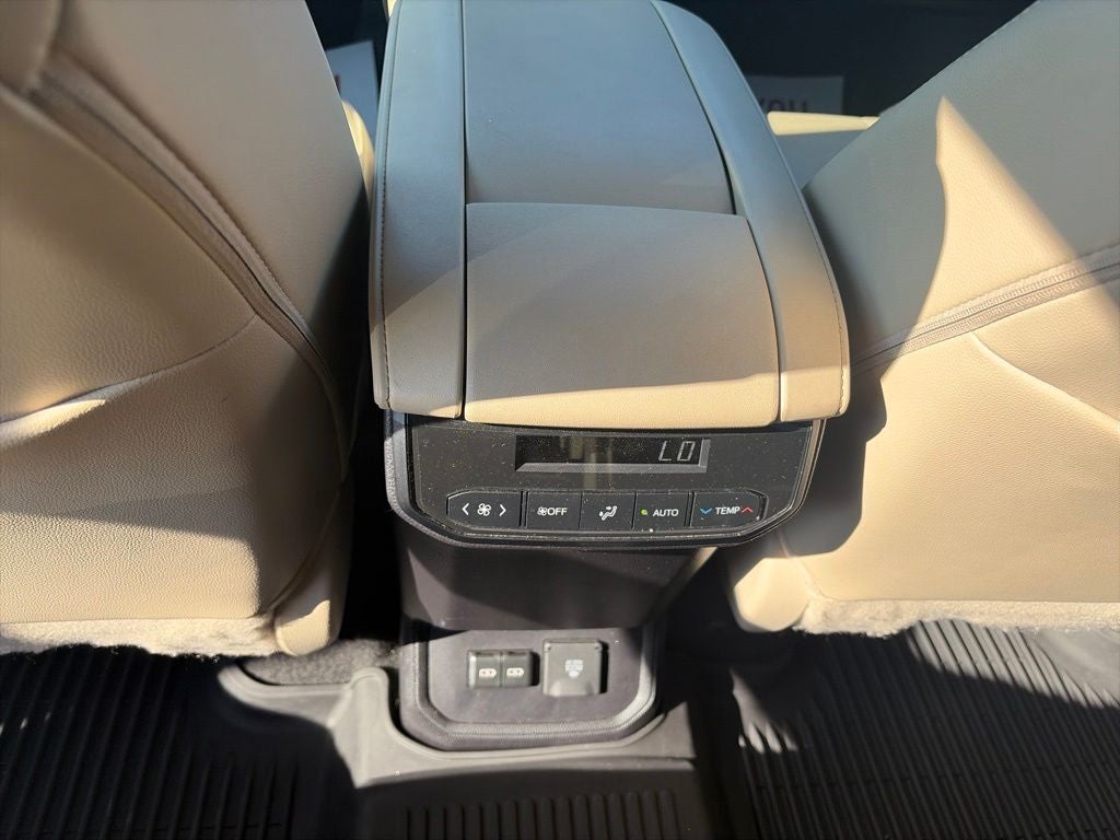 2024 Toyota Highlander Limited