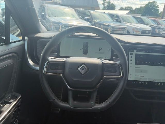 2023 Rivian R1S Adventure