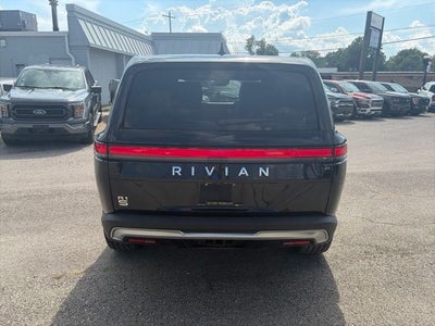 2023 Rivian R1S Adventure