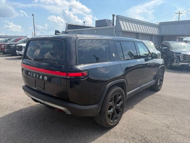 2023 Rivian R1S Adventure