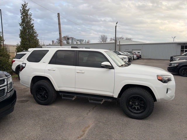 2022 Toyota 4Runner SR5 Premium
