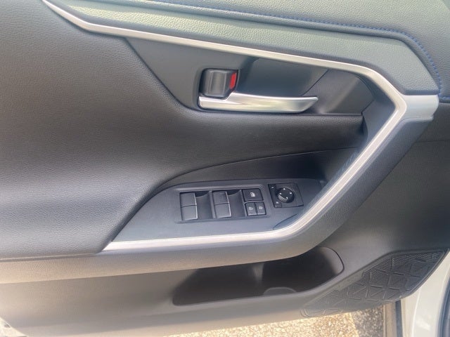 2019 Toyota RAV4 Hybrid XSE