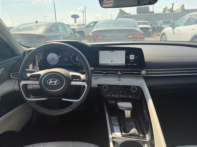 2025 Hyundai Elantra Limited