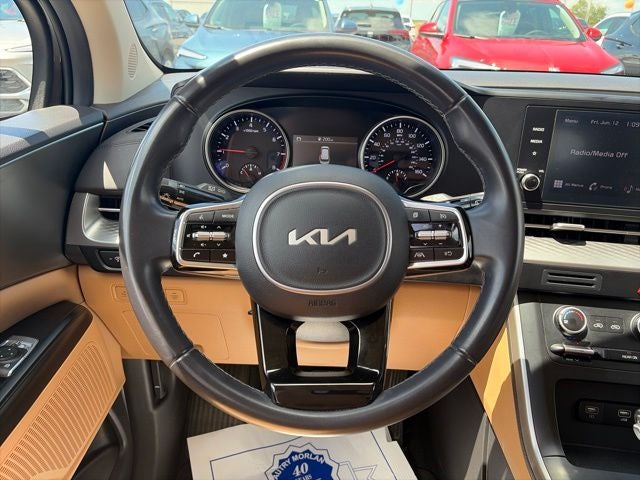 2024 Kia Carnival LX