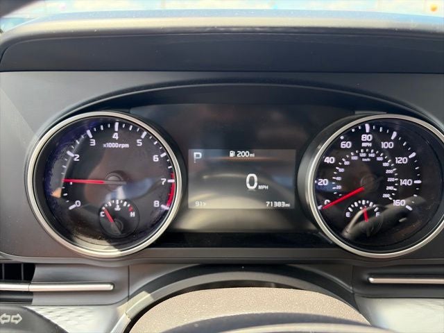 2024 Kia Carnival LX