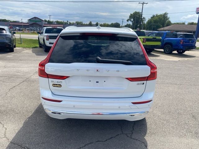 2023 Volvo XC60 B5 Plus Bright Theme