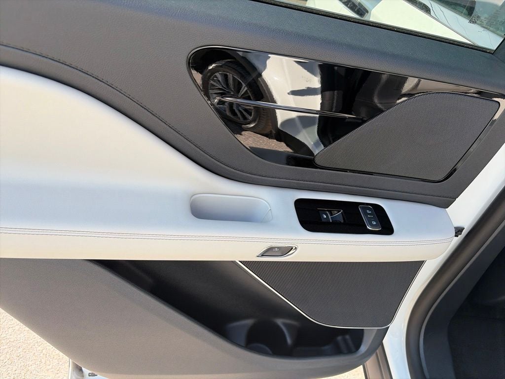 2027 Lincoln Aviator Premiere