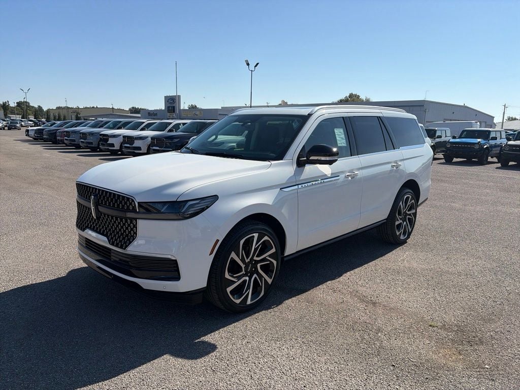 2027 Lincoln Navigator Reserve