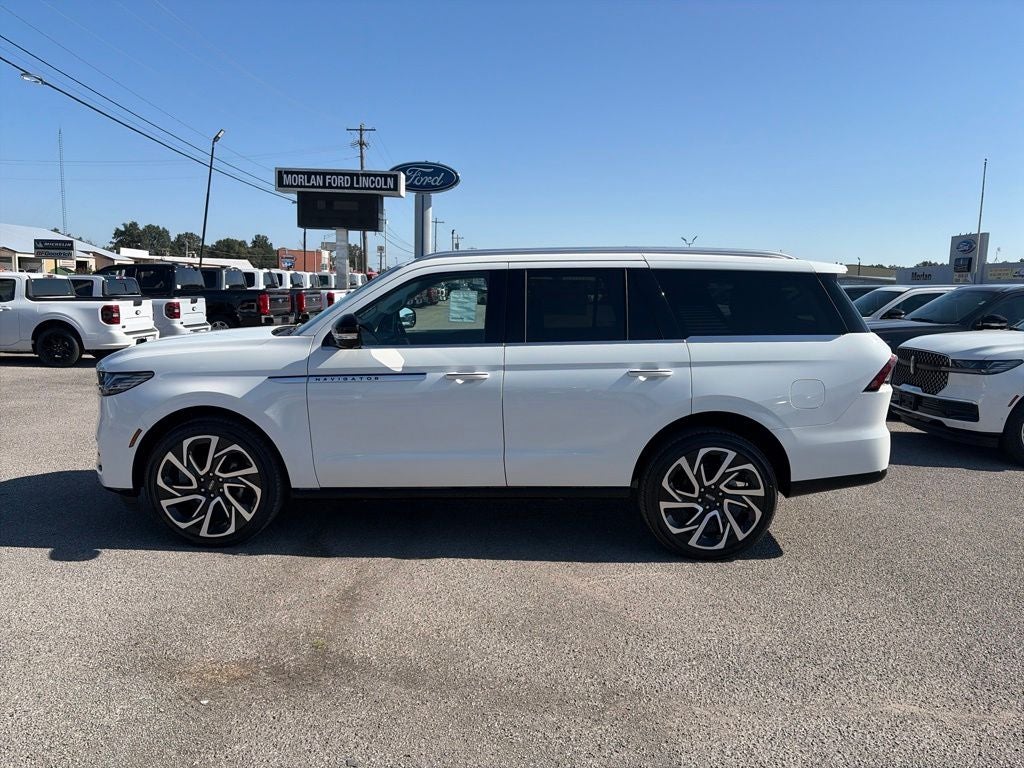 2027 Lincoln Navigator Reserve